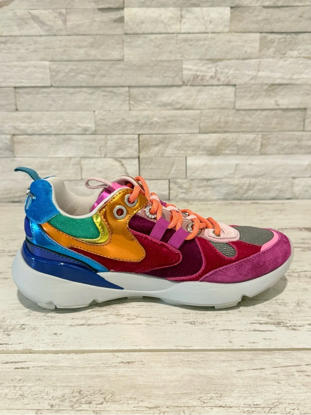 KURT GEIGER LONDON Suede Kurt Runner Sneakers Women’s SZ 37EU-7 US RAINBOW New